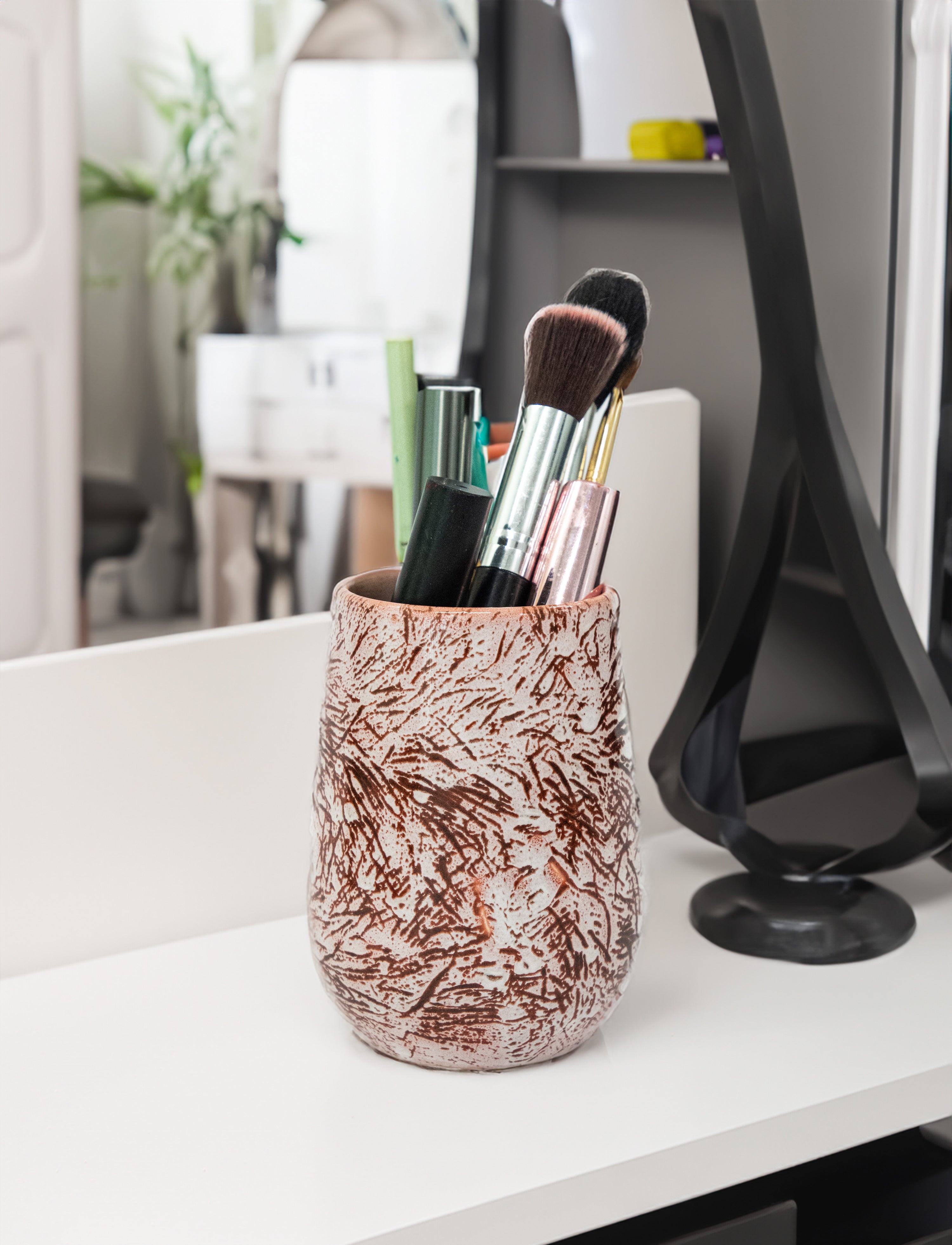 Ceramic Glossy Pink Multipurpose Holder Stand