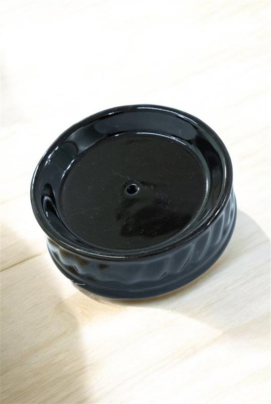 Stylish Black Ceramic Soap Dish Tray