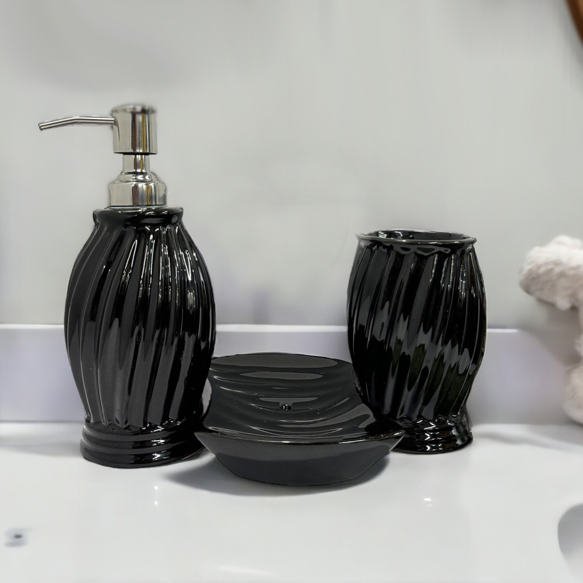 Chic and Modern Black Ceramic Bath Set of 3