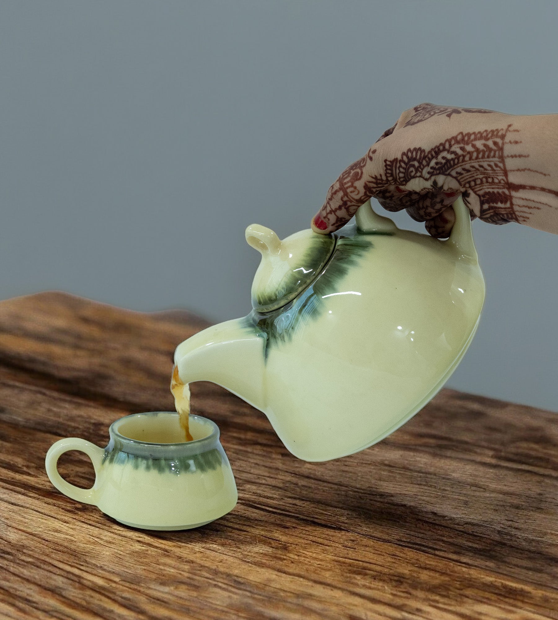 Glossy Ceramic Yellow & Green Textured Kettle Set of Cups - Pack of 7