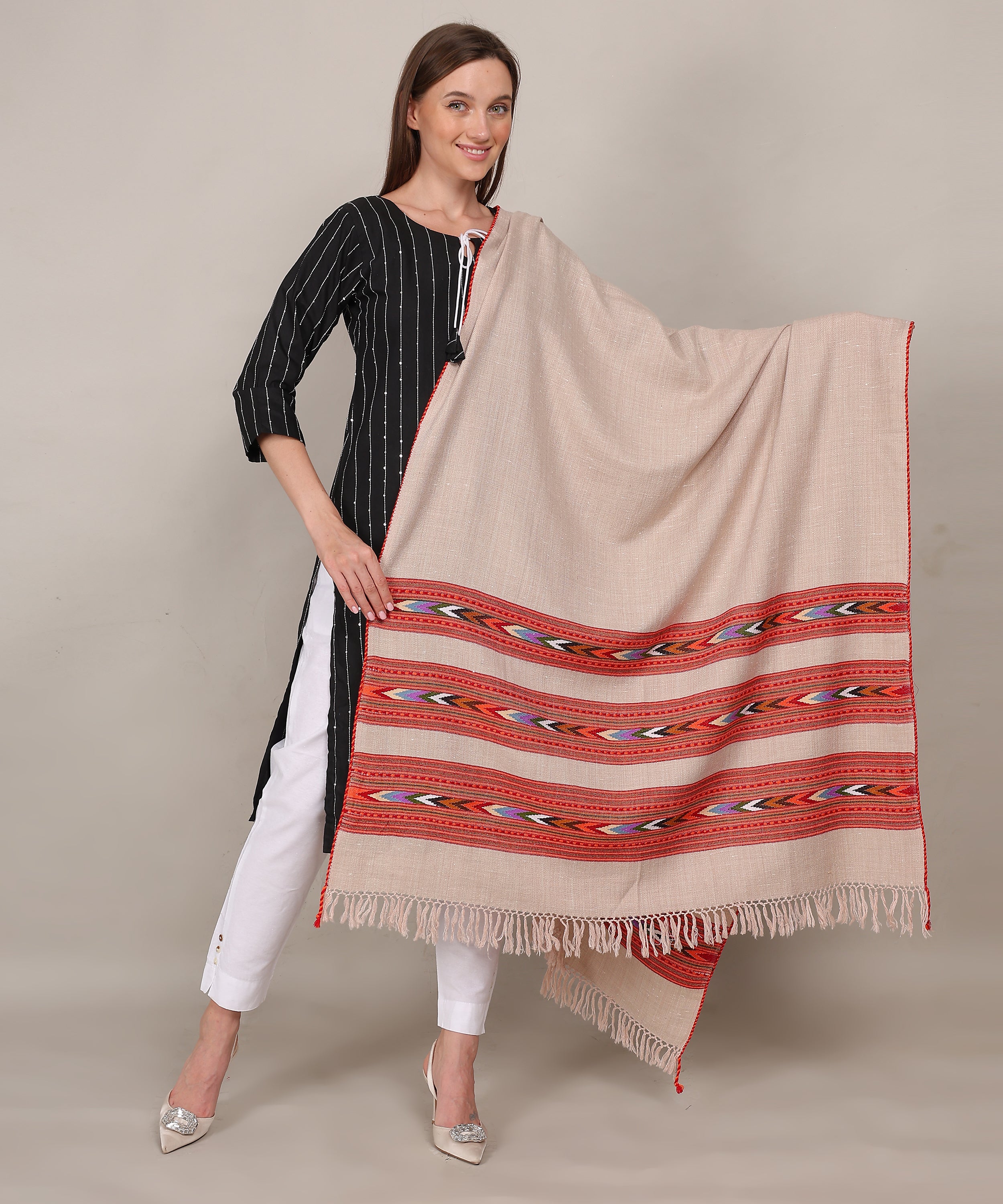 Pure Woollen Kullu Beige Shawl – Embroidered Teen Patti Design