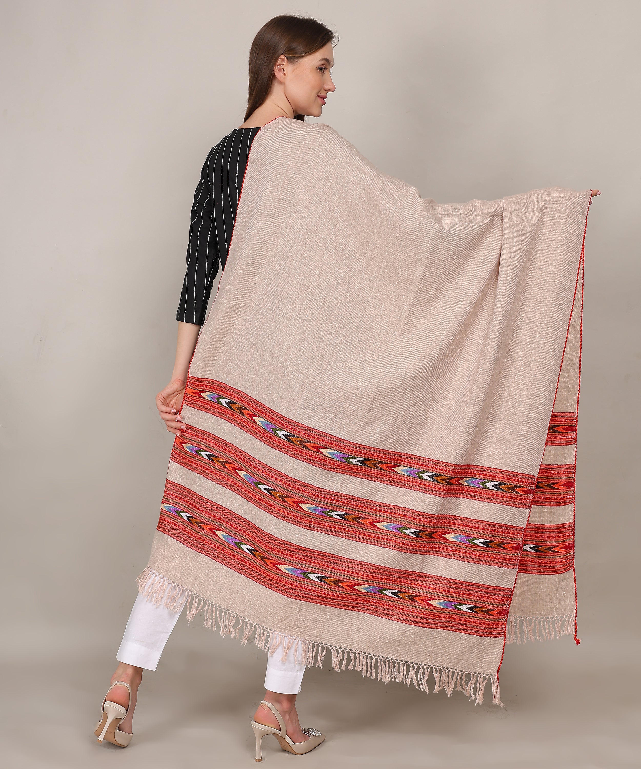 Pure Woollen Kullu Beige Shawl – Embroidered Teen Patti Design