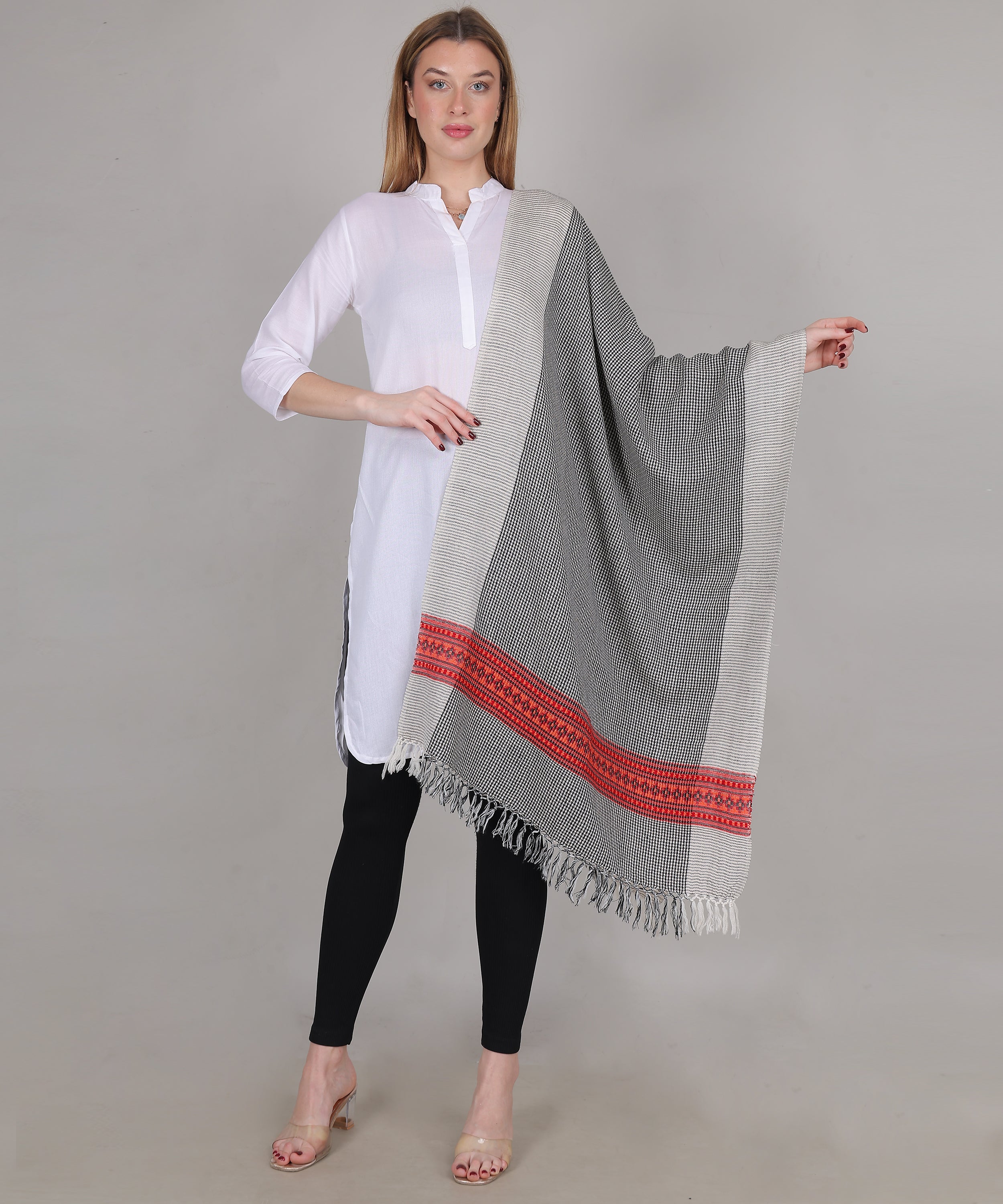 Handcrafted Kullu Pure Woollen Black Stole – A Traditional Touch of Himachali Craft