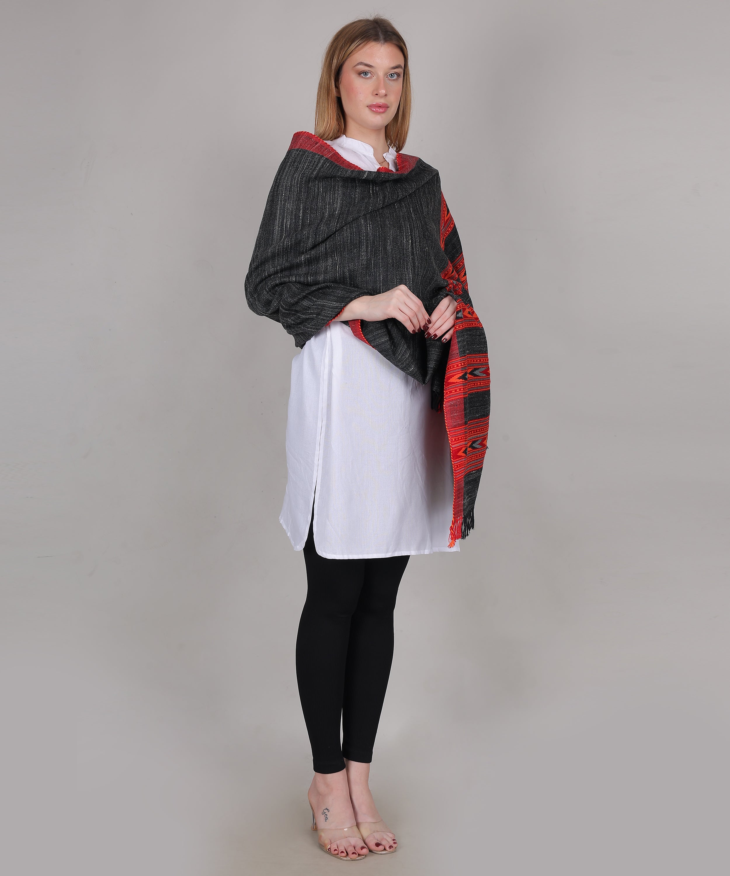 Luxury Kullu Handloom Black – Embroidered 3 Patti Pure Yak Wool Shawl