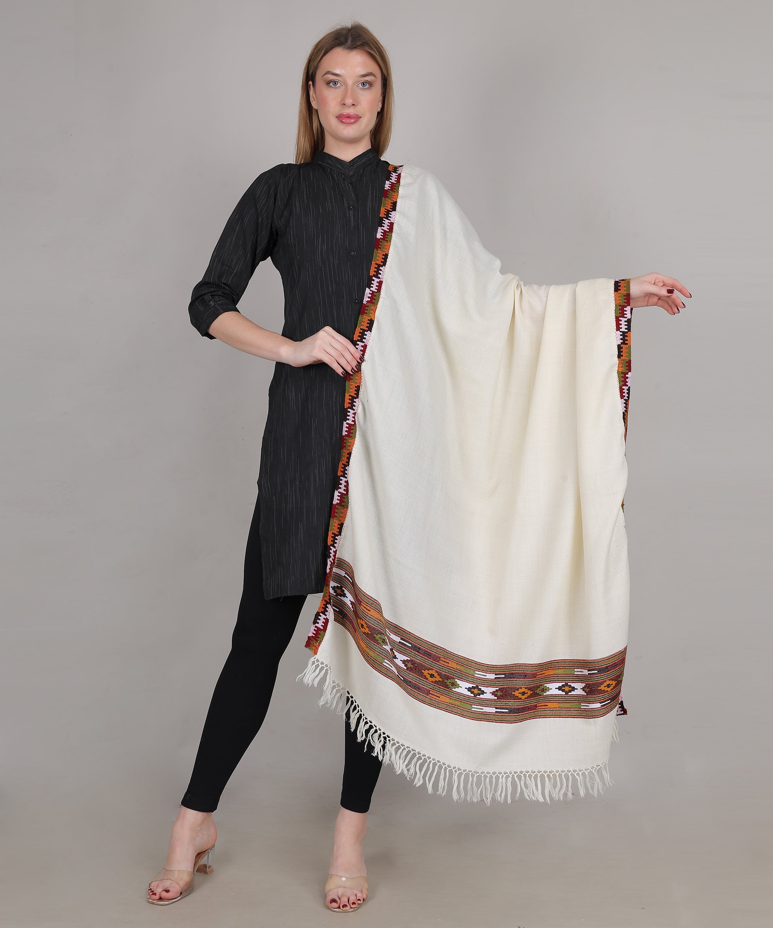 Women’s Traditional Kullu Design Off-White Katu Chesam– Pure Woollen Handloom Shawl