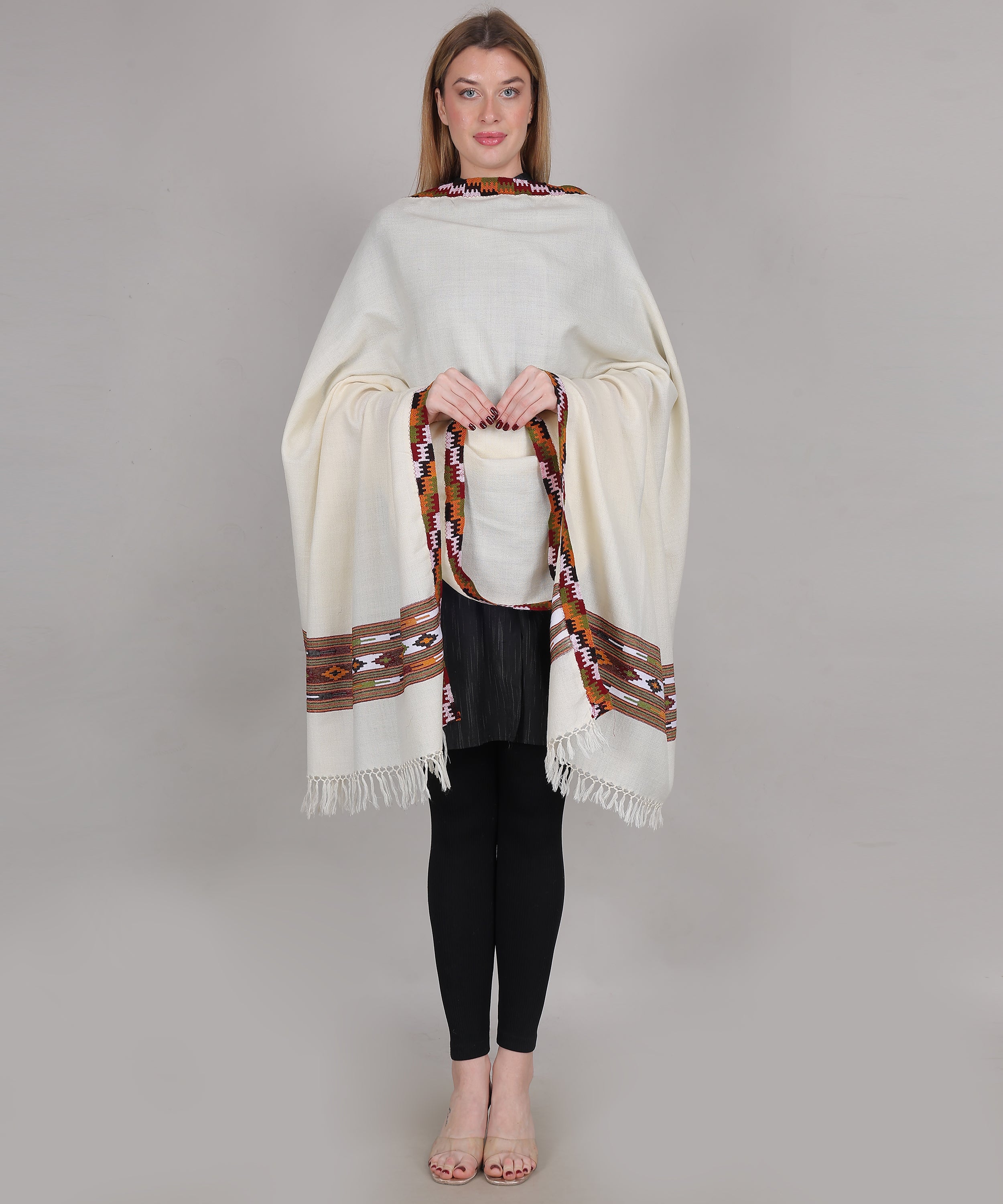Women’s Traditional Kullu Design Off-White Katu Chesam– Pure Woollen Handloom Shawl