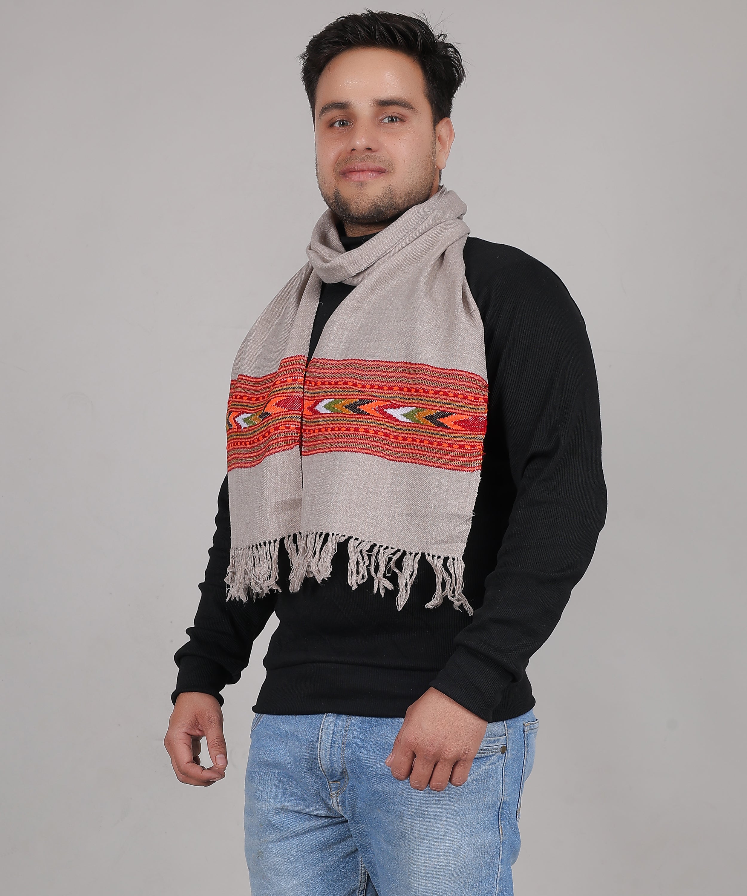 Handwoven Pure Woollen Light Grey Muffler with Embroidered One Patti Design