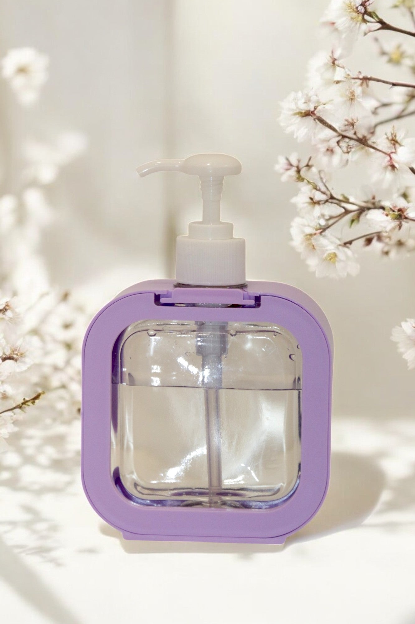 Refillable Purple Plastic Hand Soap Dispenser with Pump