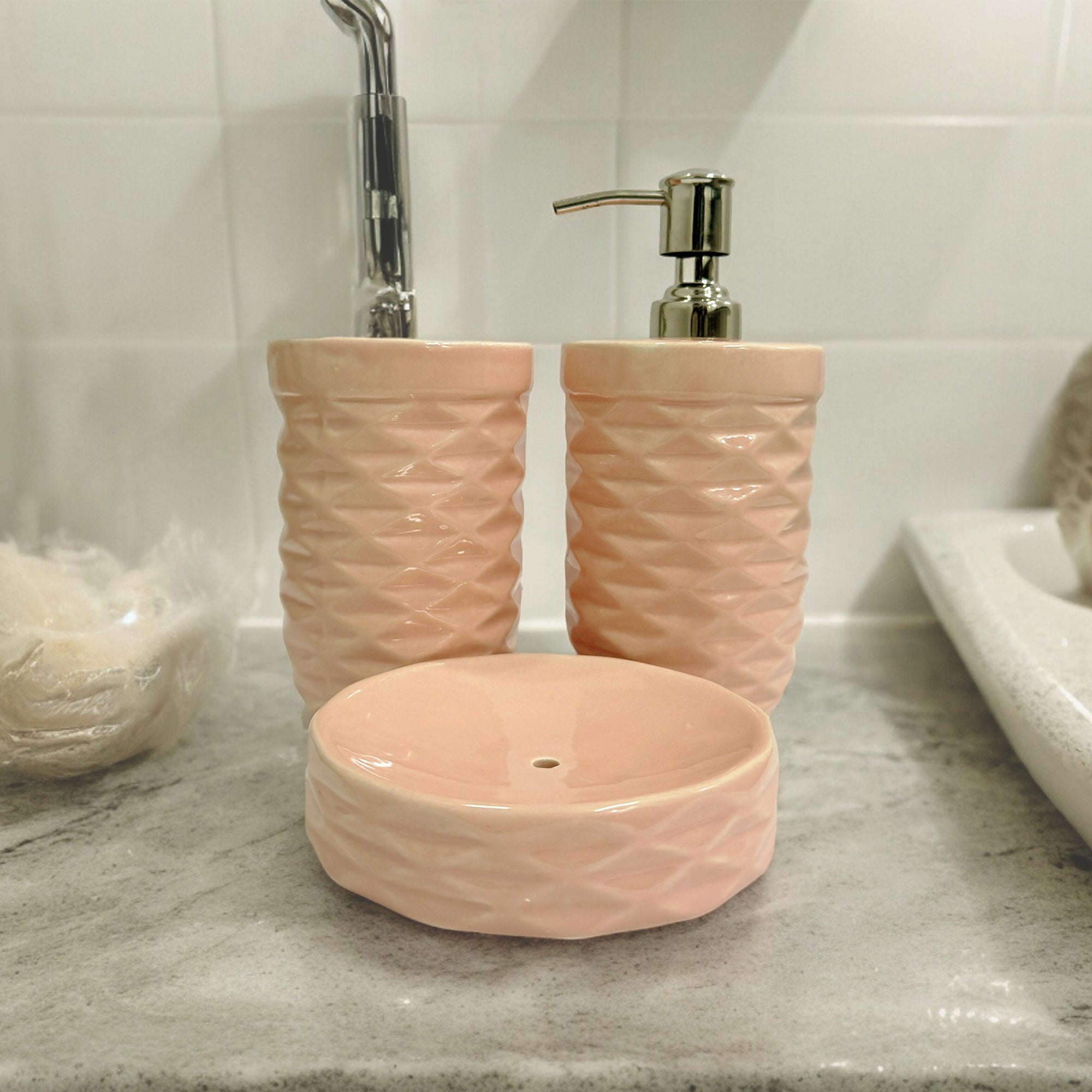 Stylish Pink Ceramic Bath Set of 3