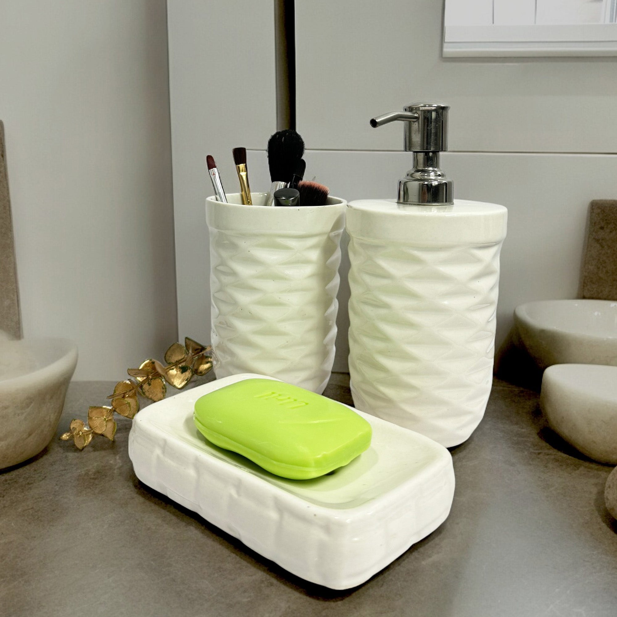 Modern Round White Ceramic Bath Set - Set of 3