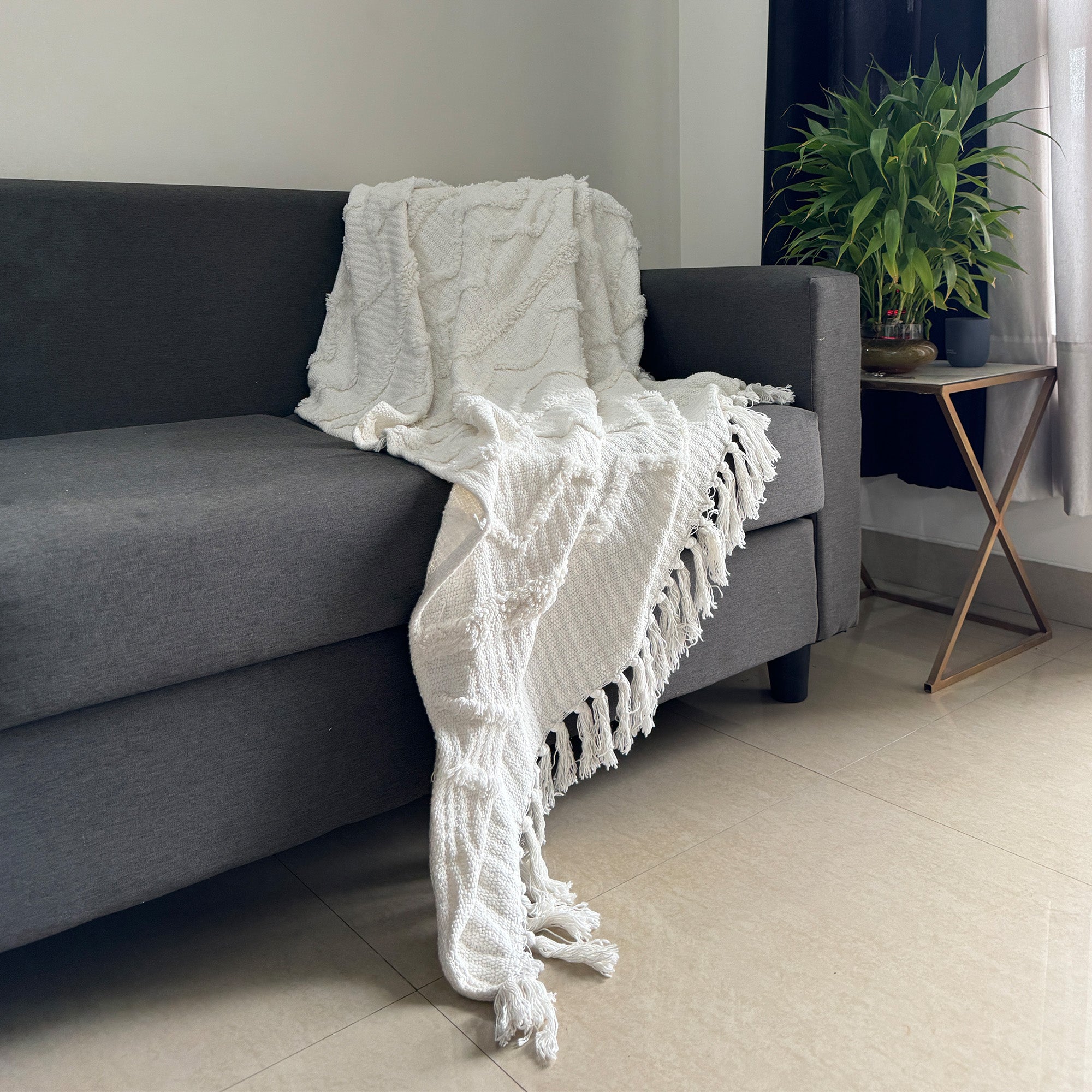 White Cotton Tufted Soft & Cozy Throw