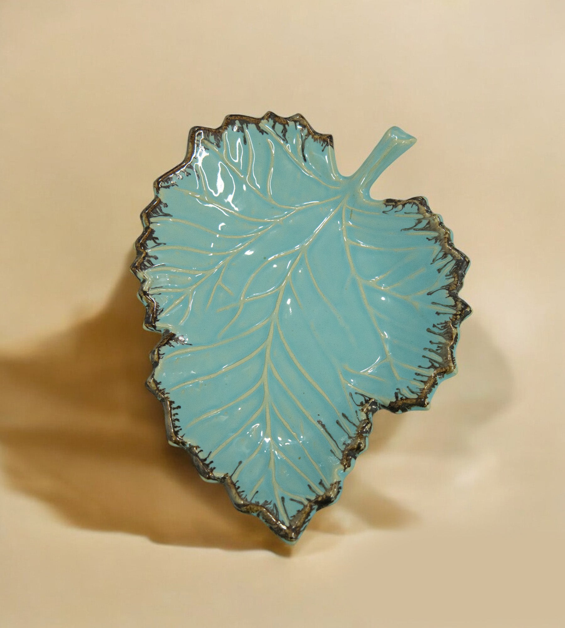 Ceramic Blue Leaf Shape Multipurpose Tray