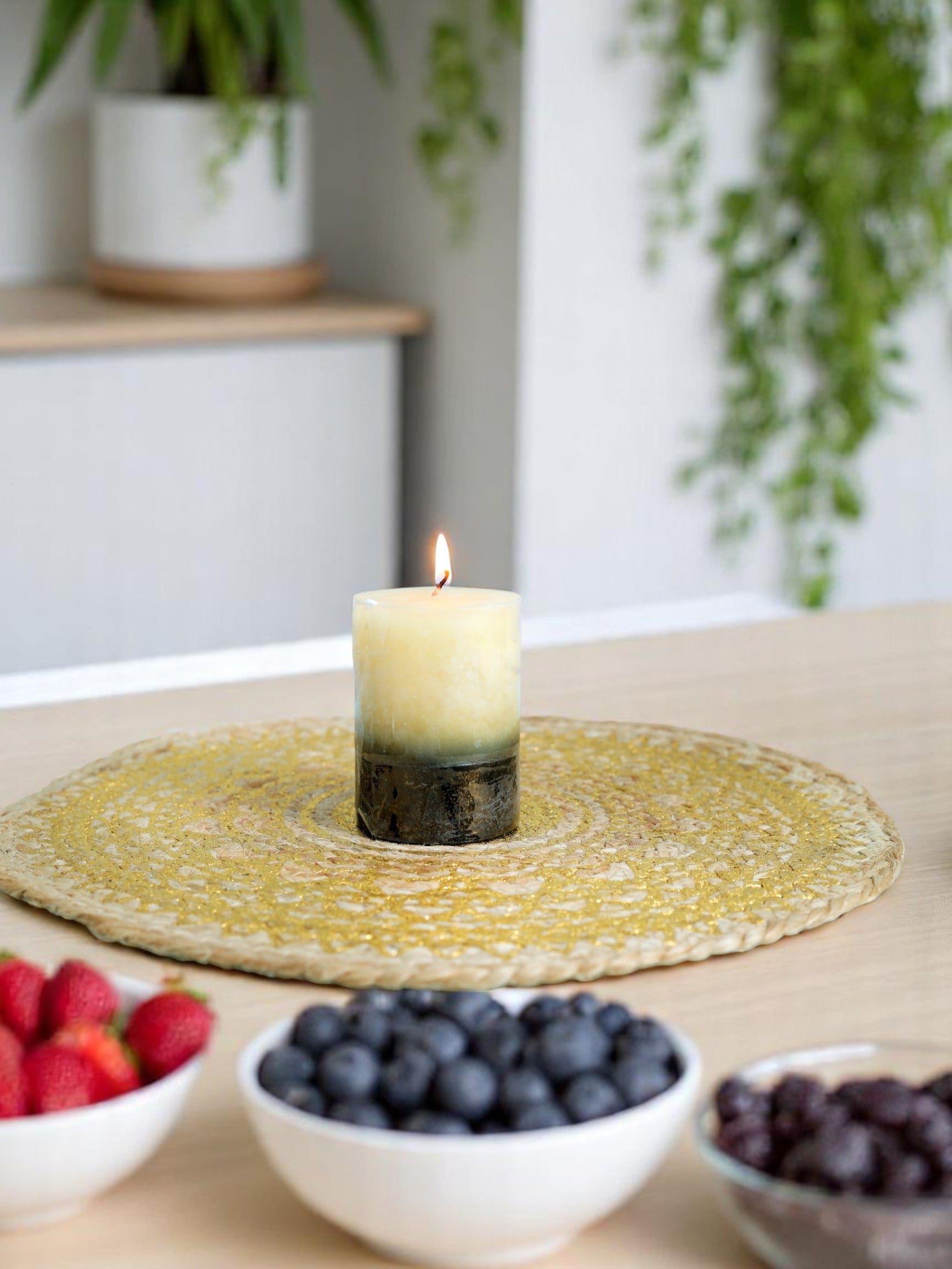 Golden Harmony Circular Table Mats- Set Of 2