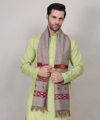 Kullu Woollen Grey Muffler – Handwoven Pure Wool with Traditional 3 Patti Embroidery