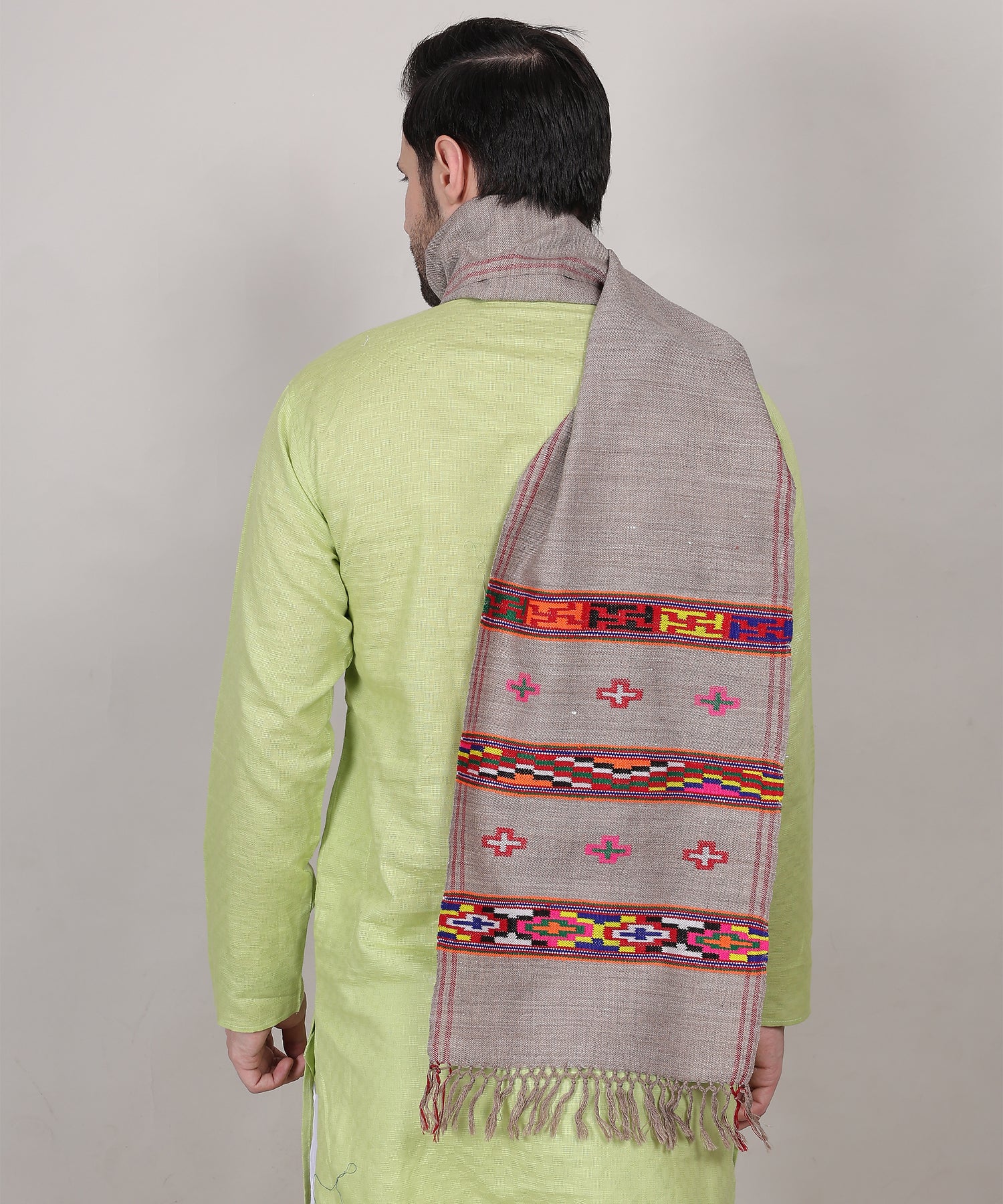 Kullu Woollen Grey Muffler – Handwoven Pure Wool with Traditional 3 Patti Embroidery