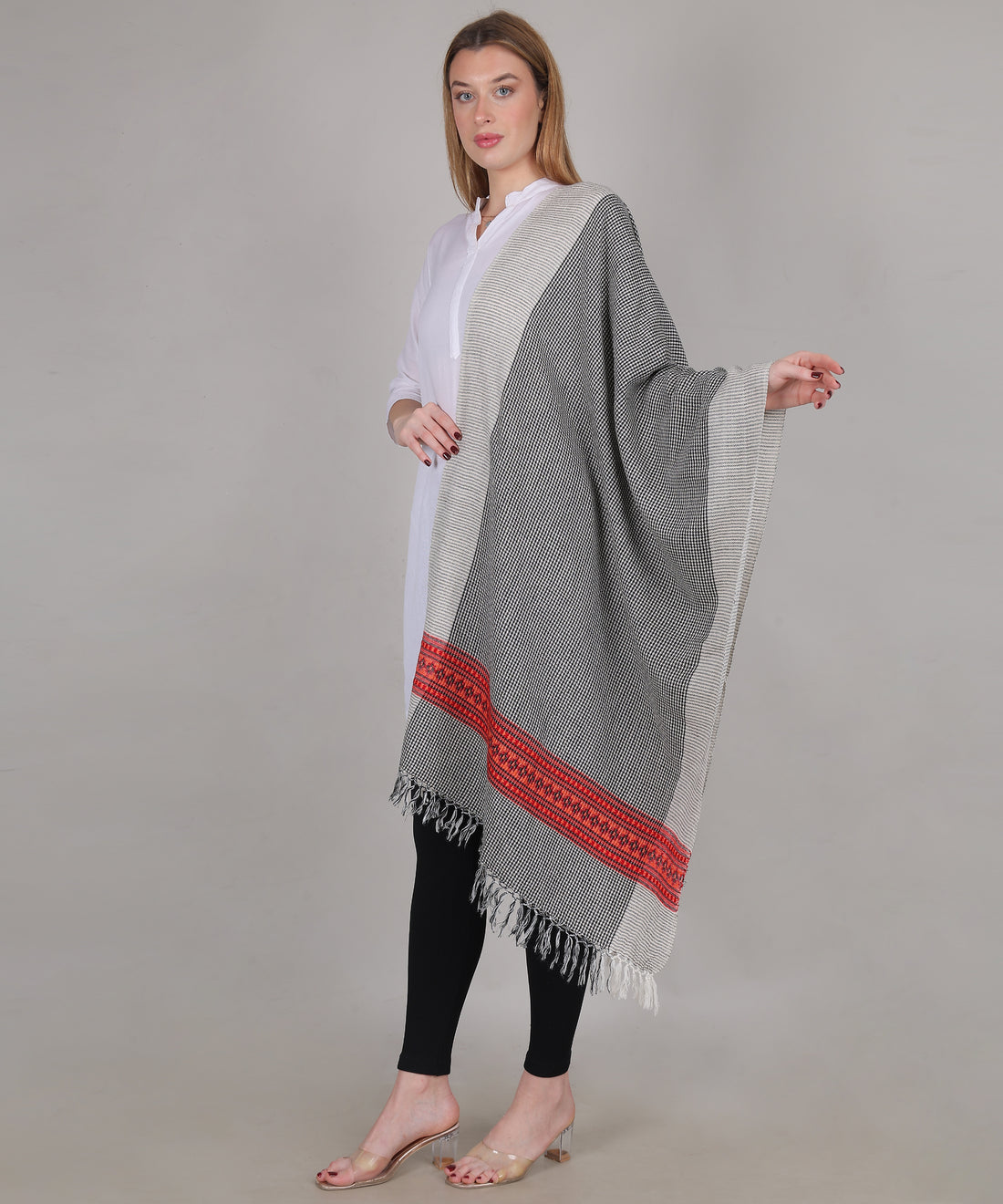 Handcrafted Kullu Pure Woollen Black Stole – A Traditional Touch of Himachali Craft