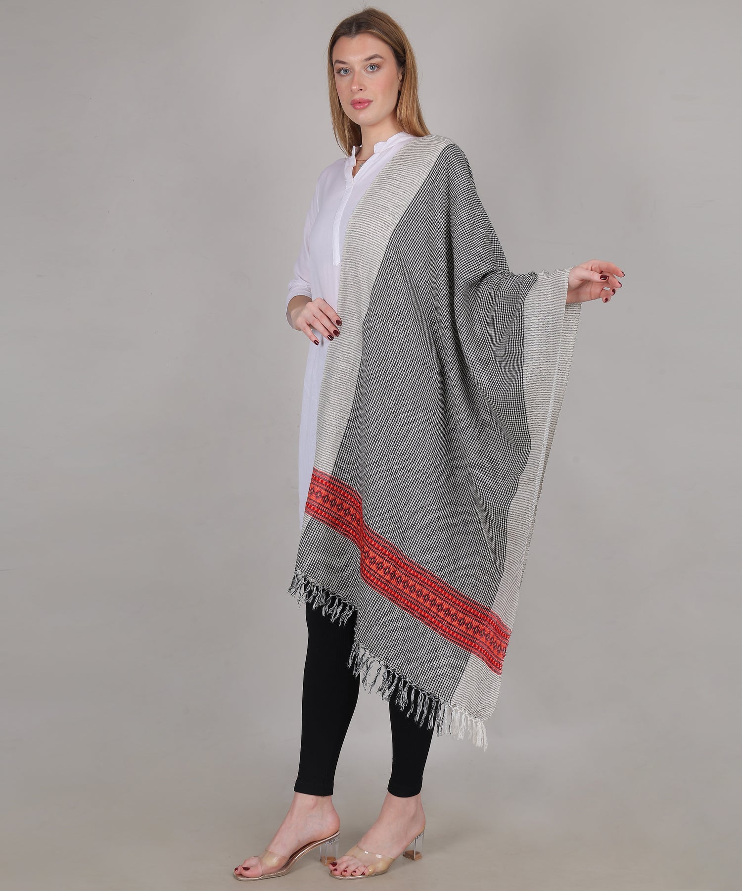Handcrafted Kullu Pure Woollen Black Stole – A Traditional Touch of Himachali Craft