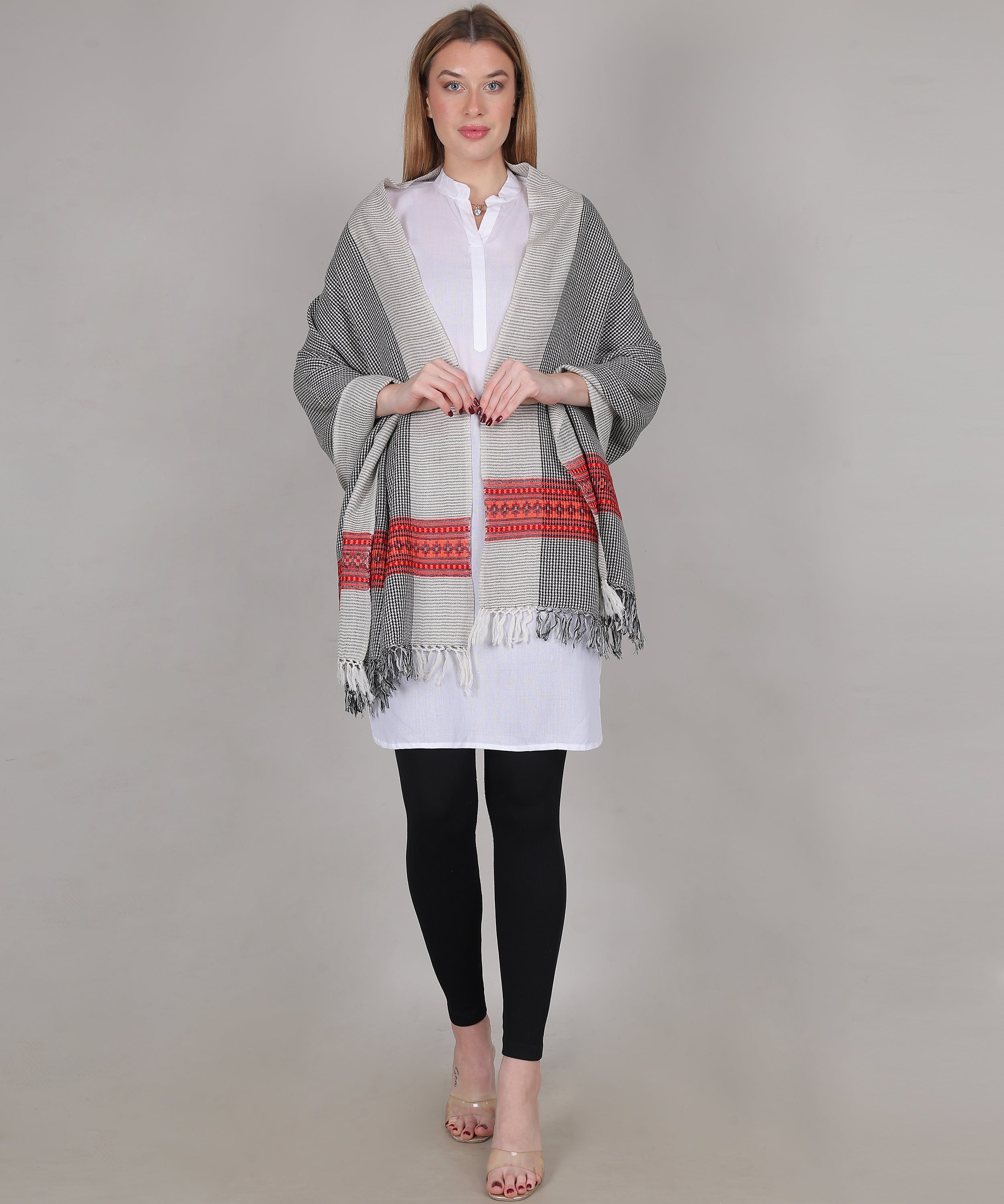 Handcrafted Kullu Pure Woollen Black Stole – A Traditional Touch of Himachali Craft