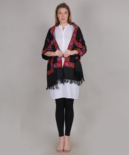 Traditional Kullu Handloom Embroidered 3 patti Woollen Black Stole – Premium Soft with Kullu Weaving Design