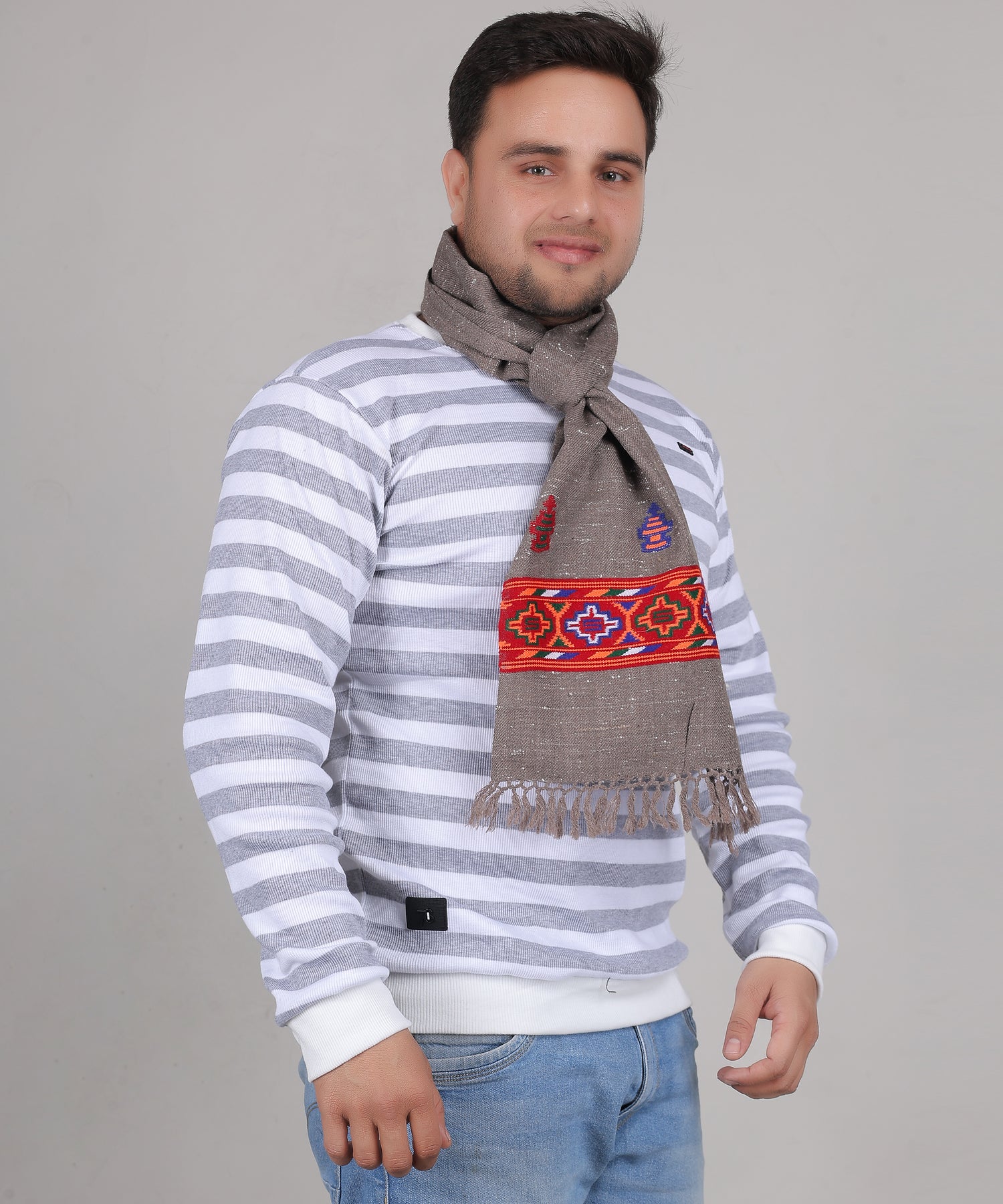 Kullu Handwoven Woollen Kinnauri Grey Muffler – Luxurious Pure Wool with Premium Embroidered Patti
