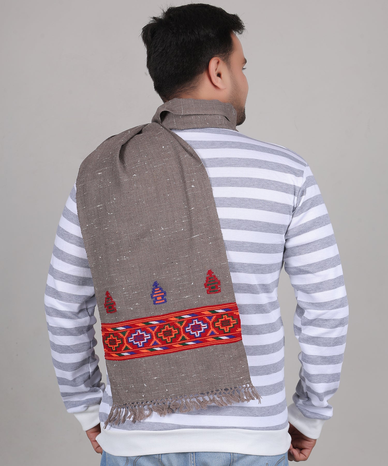 Kullu Handwoven Woollen Kinnauri Grey Muffler – Luxurious Pure Wool with Premium Embroidered Patti