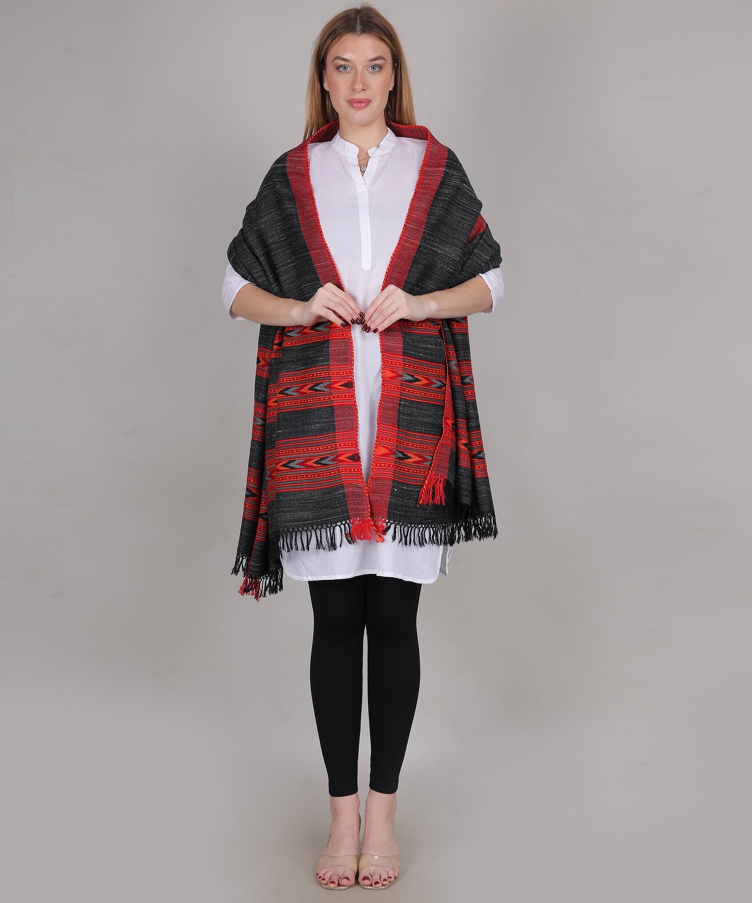Luxury Kullu Handloom Black – Embroidered 3 Patti Pure Yak Wool Shawl