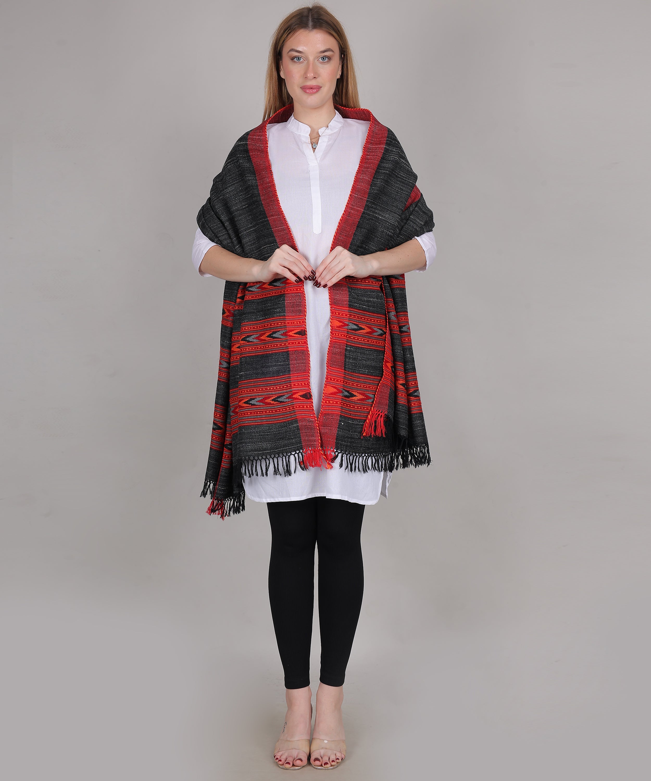 Luxury Kullu Handloom Black – Embroidered 3 Patti Pure Yak Wool Shawl