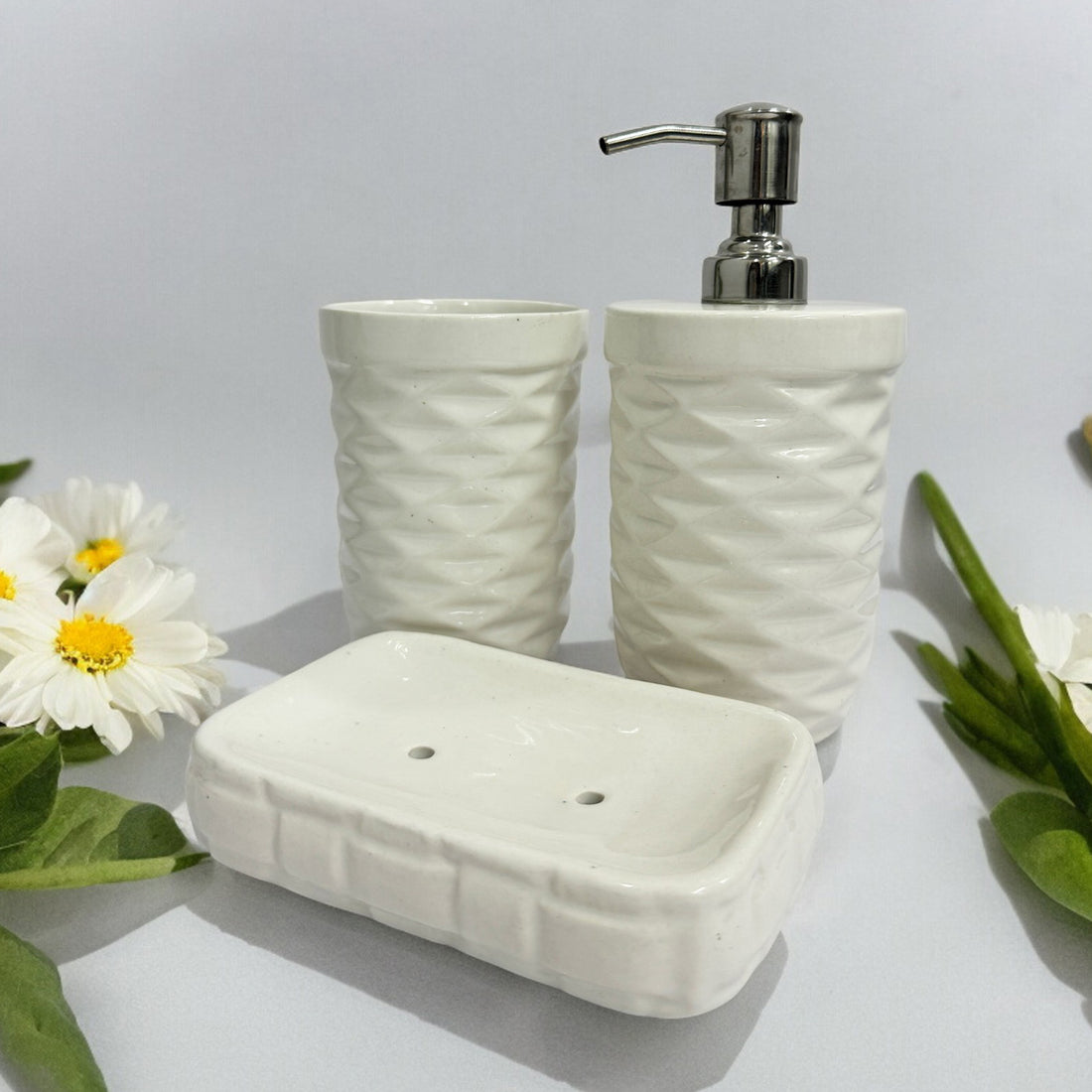 Modern Round White Ceramic Bath Set - Set of 3