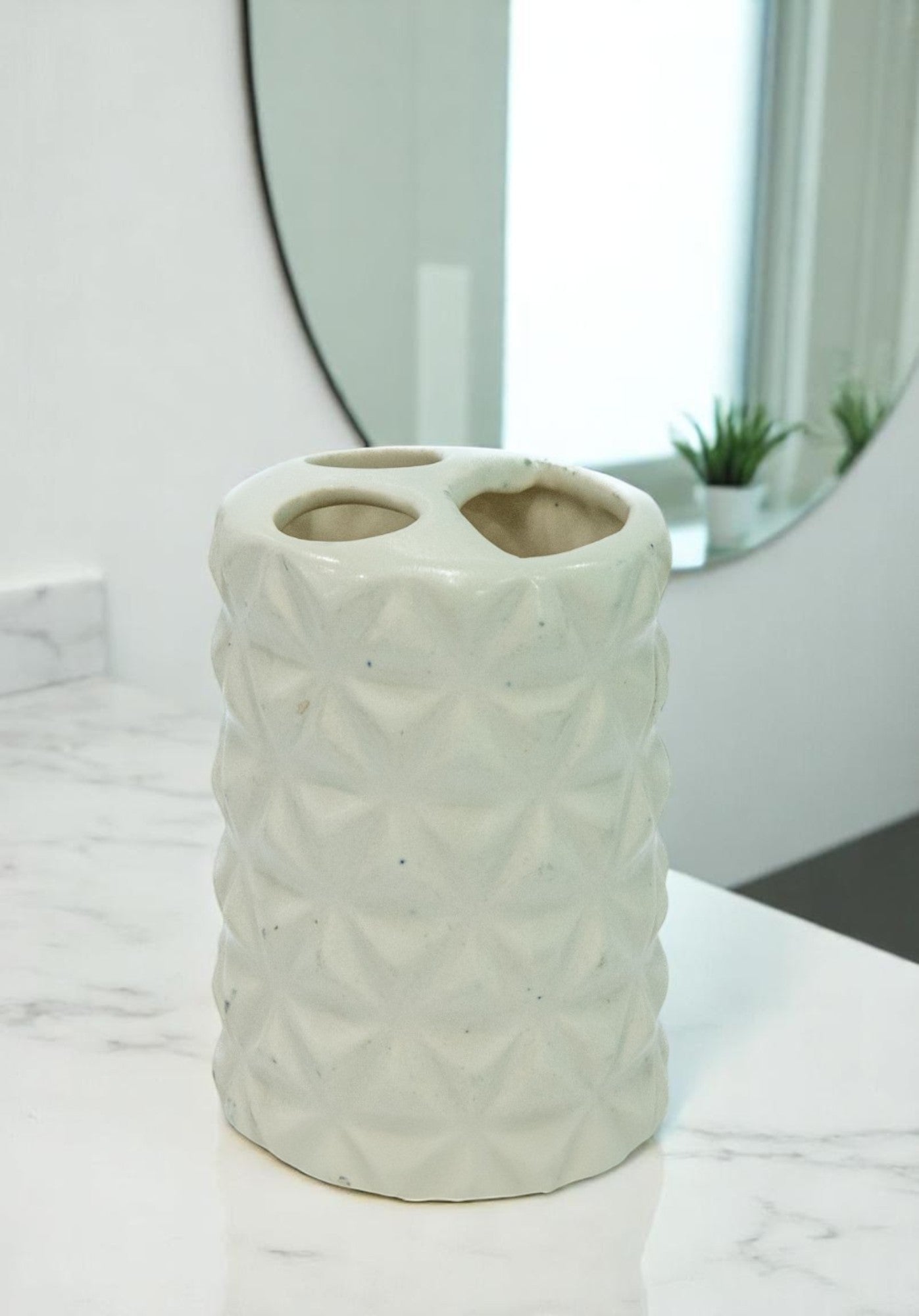 Chic Modern Cearmic White Bath Set of 3
